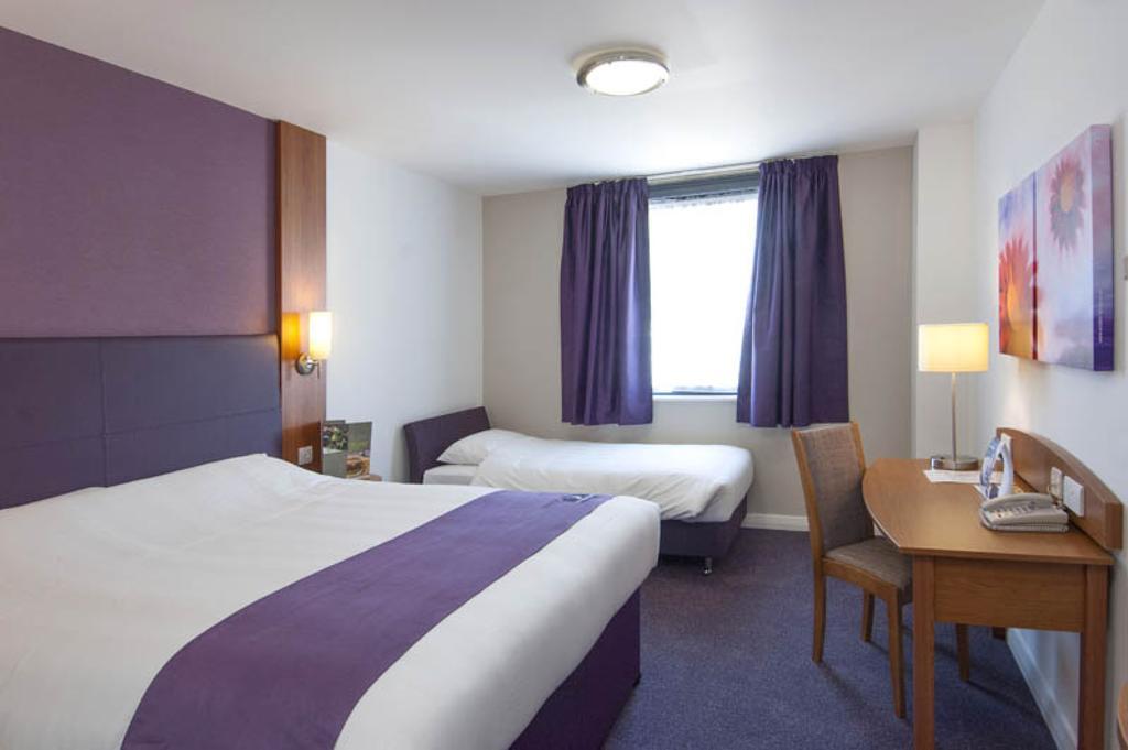 Premier Inn Reading - Caversham Bridge Екстер'єр фото