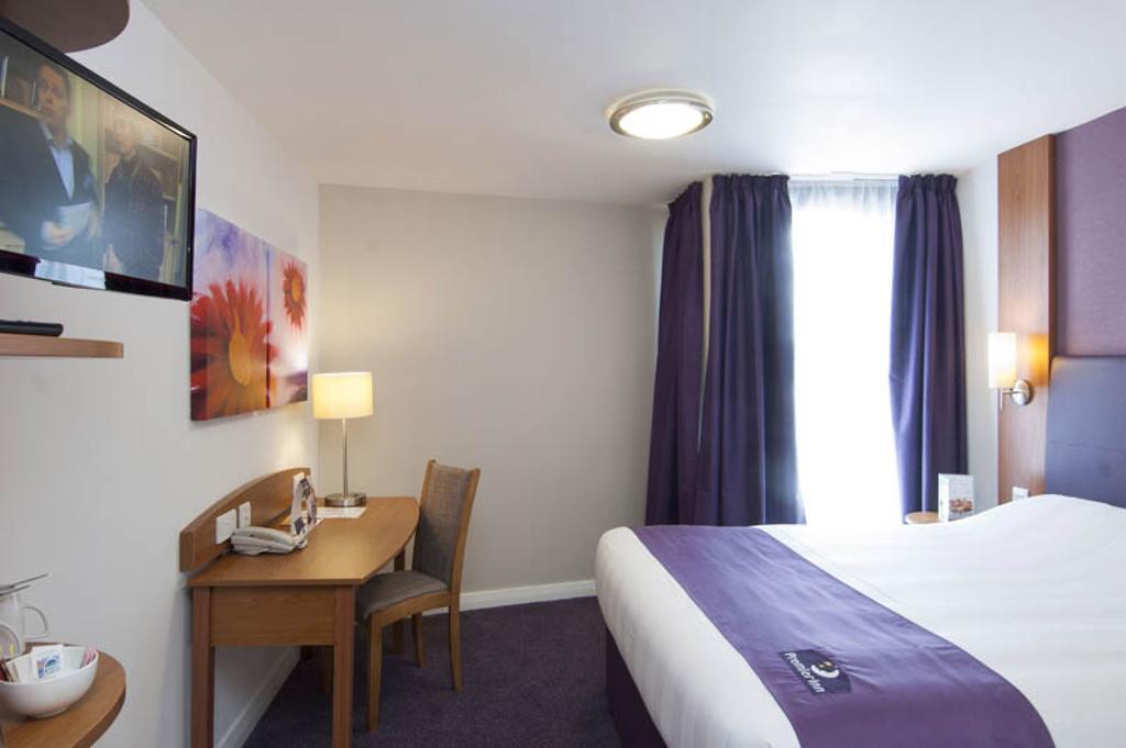 Premier Inn Reading - Caversham Bridge Екстер'єр фото