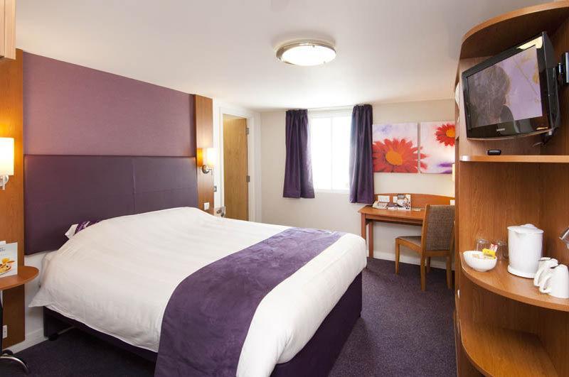 Premier Inn Reading - Caversham Bridge Екстер'єр фото