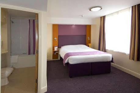 Premier Inn Reading - Caversham Bridge Екстер'єр фото